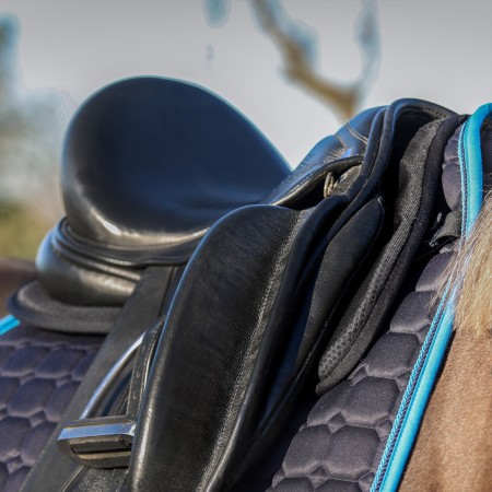 Salvaesquenes QHP Air Mesh Full Negre | Complements selles