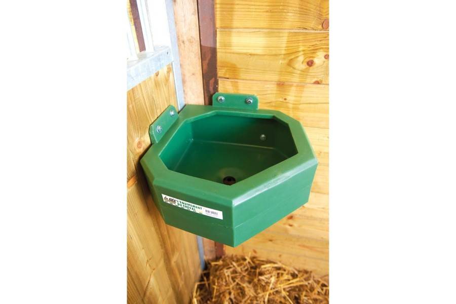 Comedero Caballo Esquinero La GÉE 21 L | Calvet Animals i Plantes.