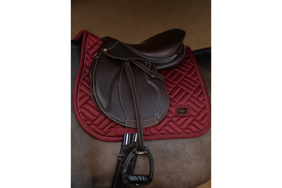 Suador Salt Equestrian Stockholm Modern Bordeus | Complements selles