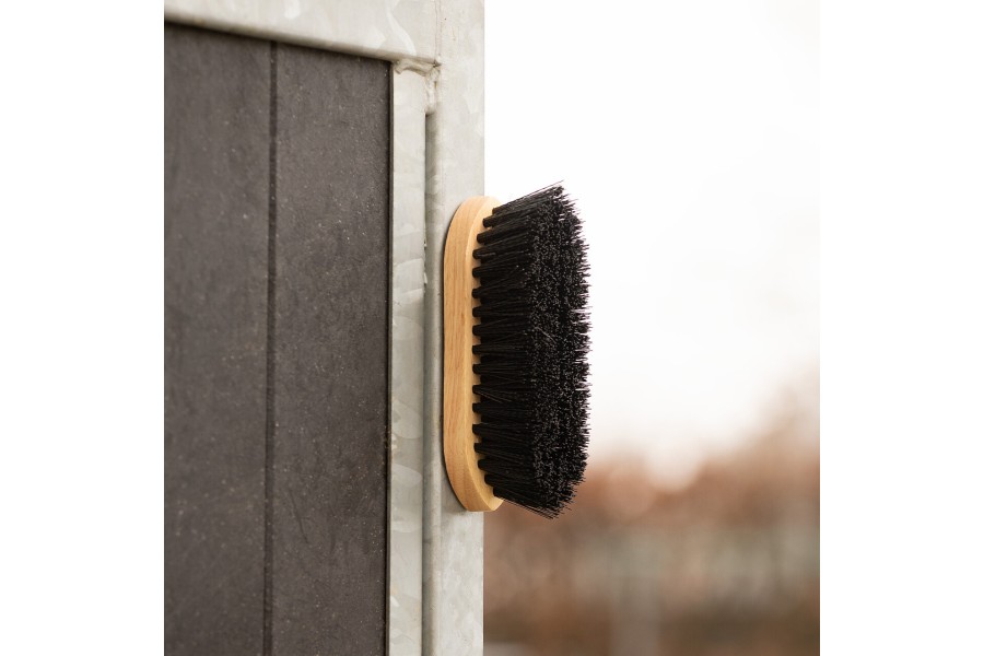 Cepillo Caballo Madera Magnético QHP Marrón | Salud e higiene para caballos