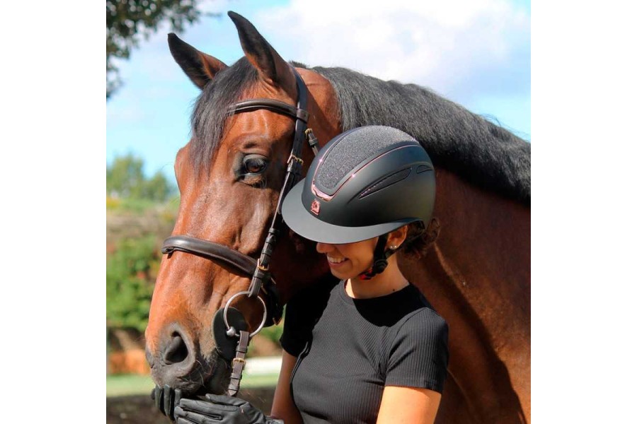 Casco Tattini Nettuno Negro | Seguridad para jinetes