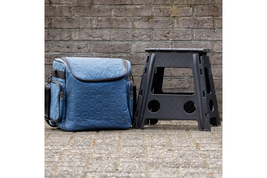 Escala Tamboret Plegable QHP Negra 39Cm | Instal·lacions per a cavalls