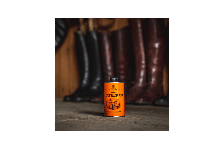 Carr Day Leather Oil 300 Ml |Cavall i Genet a Equestrian, Calvet Animal i