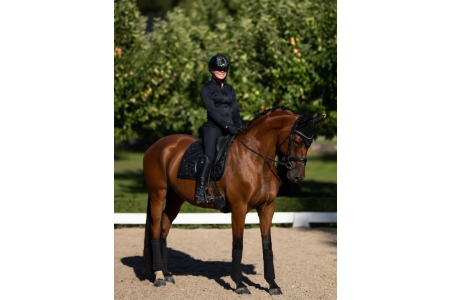 Orelleres Equestrian Stockholm All Black Glimmer
