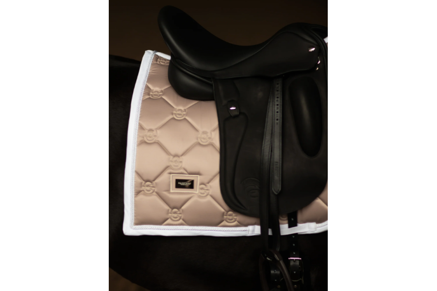 Suador Doma Equestrian Stockholm Sand