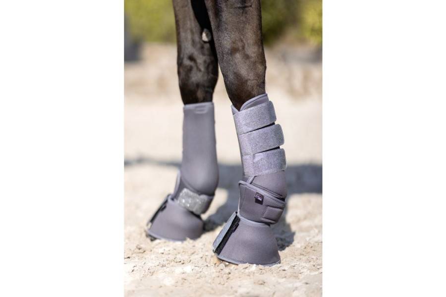 Campanas HKM Berry Gris Oscuro | Equestrian. Calvet Animals i Plantes.