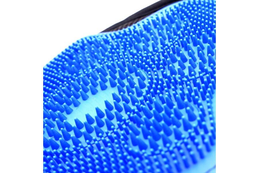 Guante/Manopla Artero Kira Goma Doble para perros | Calvet Animales y Plantas