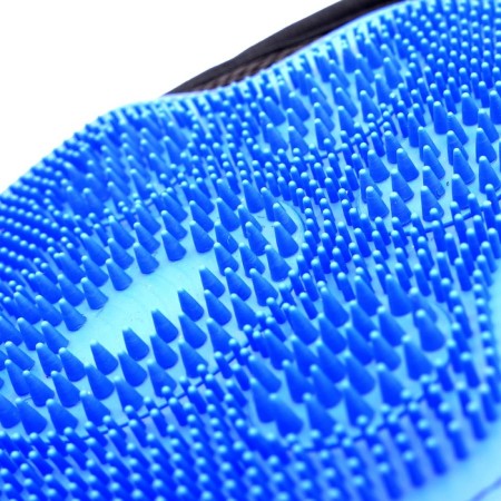 Guante/Manopla Artero Kira Goma Doble para perros | Calvet Animales y Plantas