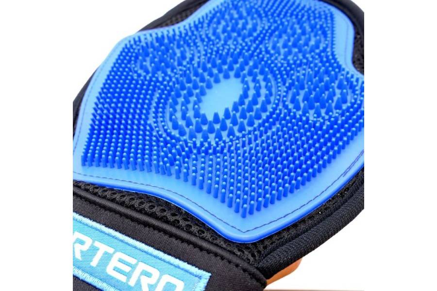 Guante/Manopla Artero Kira Goma Doble para perros | Calvet Animales y Plantas