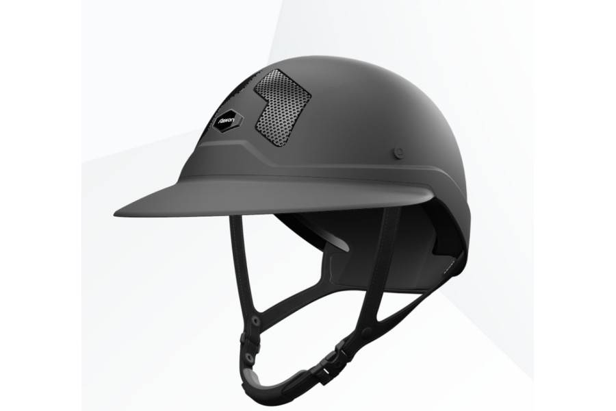 Casco Flex-on Armet Dark Negro Visera Larga | Calvet Animales y